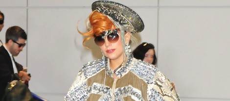 Lady Gaga fotografiada en el aeropuerto de Tokyo