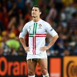 Cristiano Ronaldo hundido tras perder el partido de la semifinal de la Eurocopa 2012