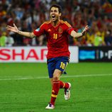 Cesc Fábregas celebra el penalti de la victoria de la semifinal de la Eurocopa 2012