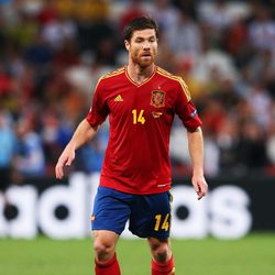 Xabi Alonso en la semifinal de España contra Portugal en la Eurocopa 2012