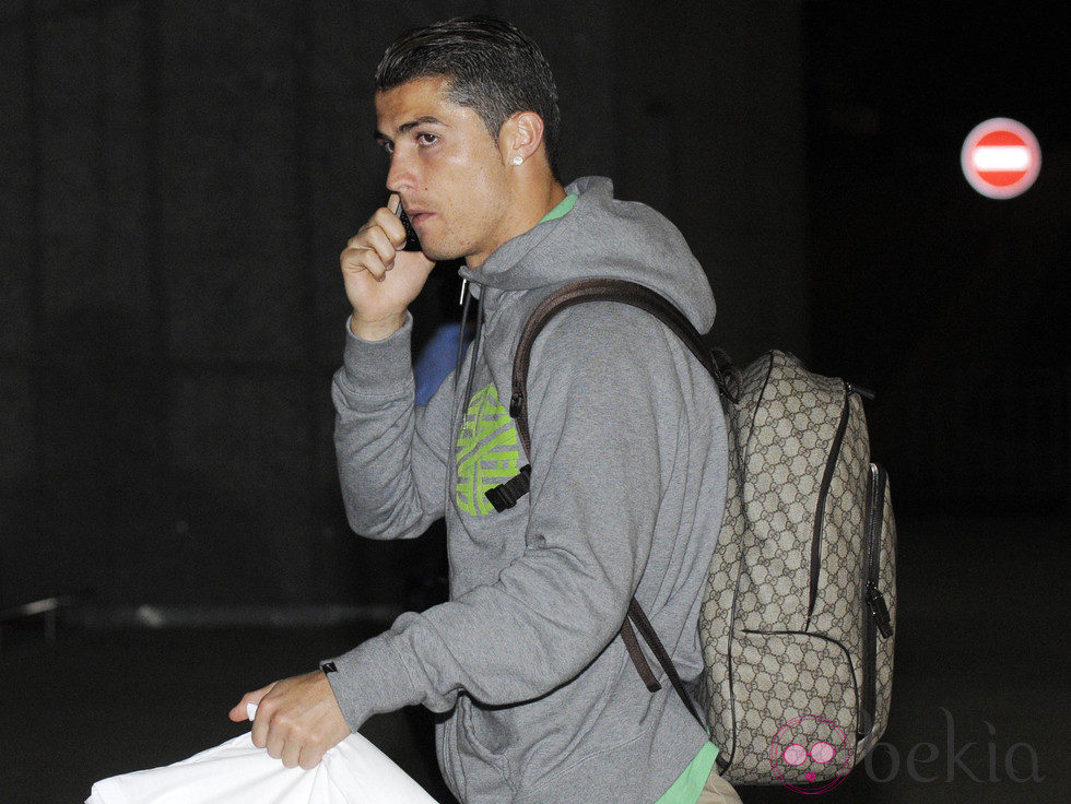 Cristiano Ronaldo vuelve a casa tras la eliminación de Portugal en la Eurocopa 2012