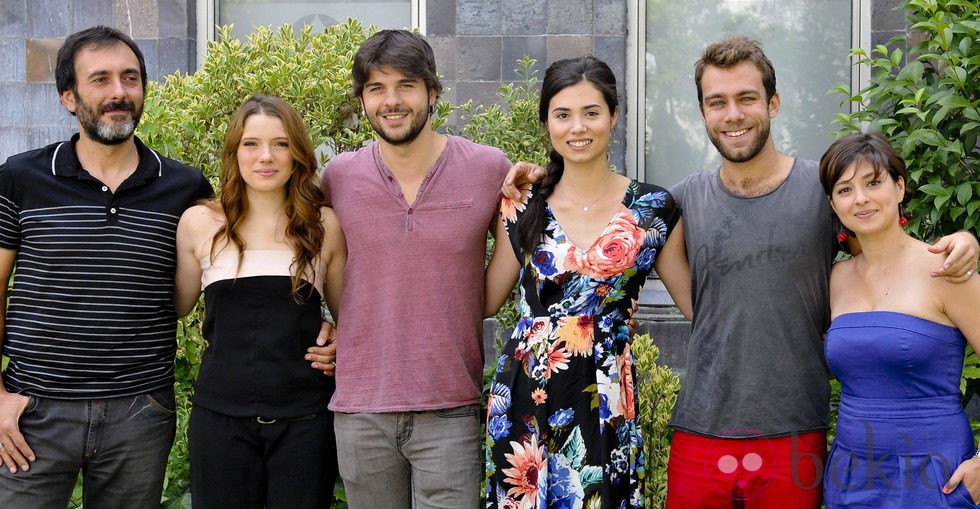 Nuevo reparto de 'El Secreto de Puente Viejo' de Antena 3