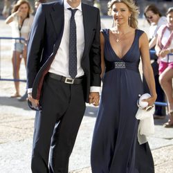 Óscar Martínez y Eva Armenteros en la boda de Carlos Baute