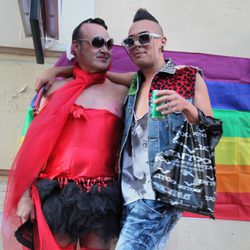 Un hombre travestido en el Orgullo Gay de Madrid