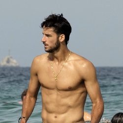 El torso desnudo de Feliciano López en Ibiza