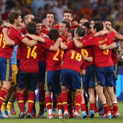 La Selección Española celebra la victoria en la Eurocopa 2012