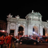 Coches celebrando la victoria de España en la Eurocopa 2012