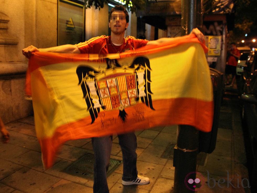 Bandera franquista en la celebración de la Eurocopa 2012