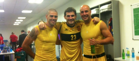 Iker Casillas, Pepe Reina y Víctor Valdés celebran la Eurocopa 2012