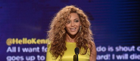 Beyoncé en la alfombra roja de los Bet Awards 2012