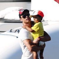 Cristiano Ronaldo con su hijo en Saint-Tropez
