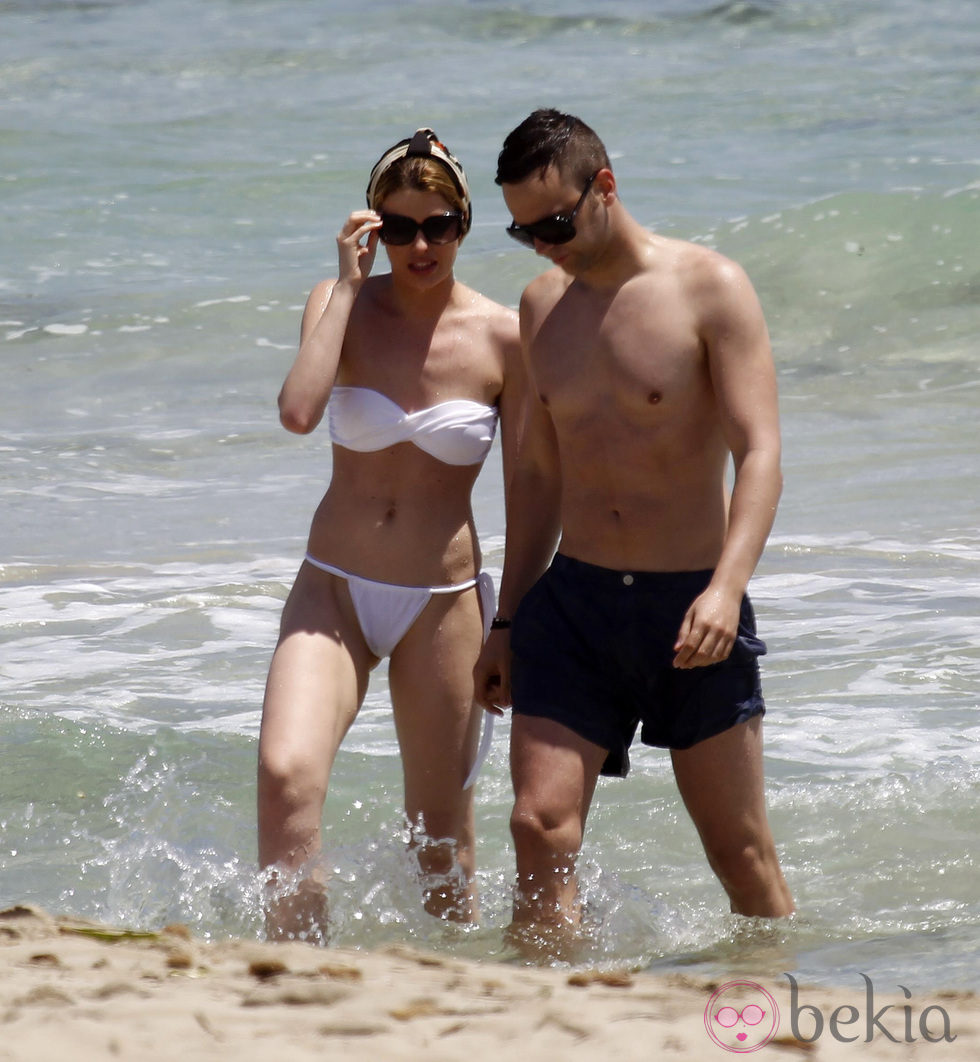 Adriana Abenia disfruta de unos días de vacaciones en Ibiza con su novio Sergio