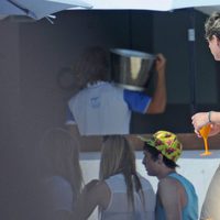 Niall Horan con el torso desnudo en Marbella, España