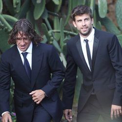 Carles Puyol y Gerard Piqué en la boda de Andrés Iniesta y Anna Ortiz