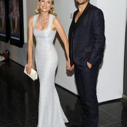Diane Kruger y su novio Joshua Jackson en la premiere de 'Farerwell, my queen'