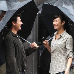 Tom Cruise y Olga Kurylenko en el rodaje de la película 'Oblivion'