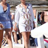 Kate Moss paseando por Saint Tropez entre rumores de embarazo