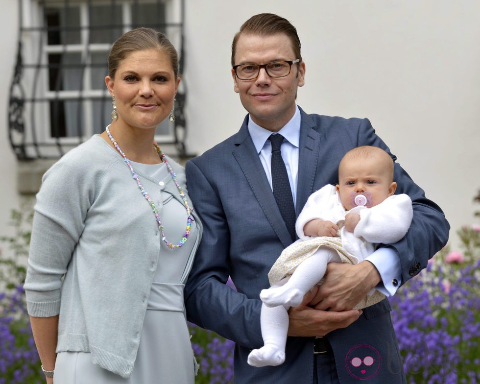 Victoria de Suecia celebra su 35 cumpleaños con su hija Estela y su marido Daniel