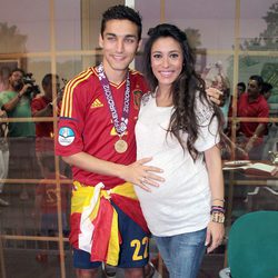 Jesús Navas y su mujer Alejandra, embarazada del primer hijo de la pareja