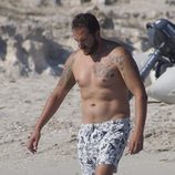 Borja Thyssen con el torso desnudo en Formentera