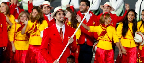 Pau Gasol porta la bandera de España en la inauguración de los Juegos Olimpicos de Londres 2012