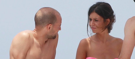 Gonzalo Miró y su novia Ana Isabel Medinabeitia disfrutan del verano en Ibiza