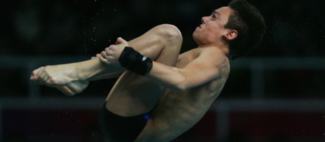 El deportista Tom Daley durante uno de sus saltos de trampolín