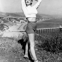 Marilyn Monroe con pantalón corto en 1950