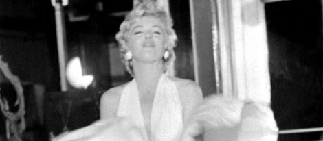 Marilyn Monroe en una conocida escena de la película 'La tentación vive arriba'