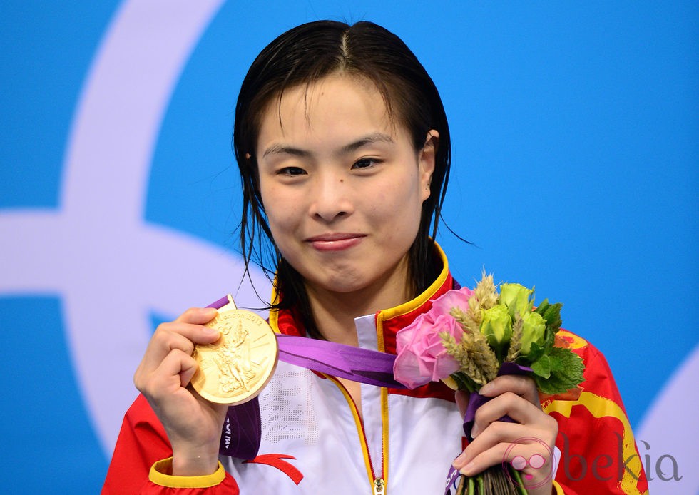 Minxia Wu con la medalla de oro de Londres 2012