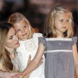 La Princesa Letizia con las Infantas Leonor y Sofía en Sóller