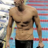Michael Phelps con el torso desnudo