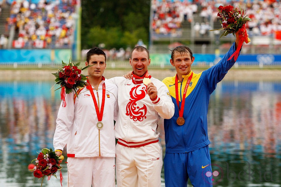 David Cal en el podium en los Juegos Olímpicos de Pekín 2008