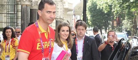Los Príncipes Felipe y Letizia en Londres 2012