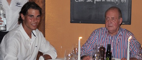 El Rey Juan Carlos y Rafa Nadal cenan juntos en Mallorca