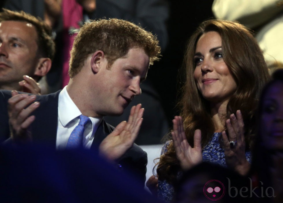 El Príncipe Harry y la Duquesa de Cambridge en la clausura de Londres 2012