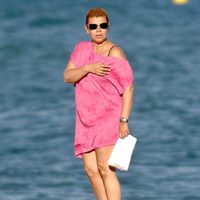 Terelu Campos disfruta de sus vacaciones en las playas de Marbella
