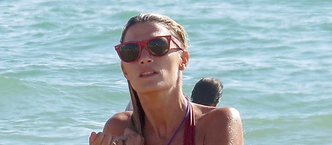 Laura Sánchez disfrutando de las playas de Cádiz