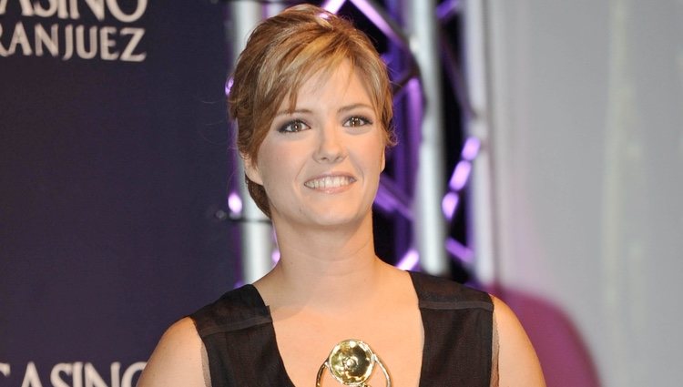 María Casado con el premio Antena de Oro 2011