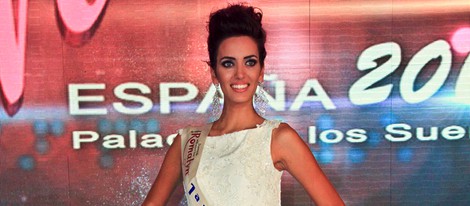 Aranzazu Godoy, representante de España durante la ceremonia final de Miss Mundo 2012