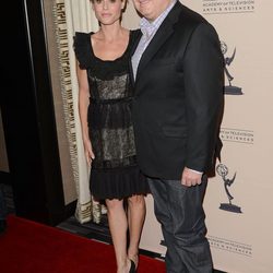 Julie Bowen y Eric Stonestreet en la fiesta de la Academia de Televisión 2012