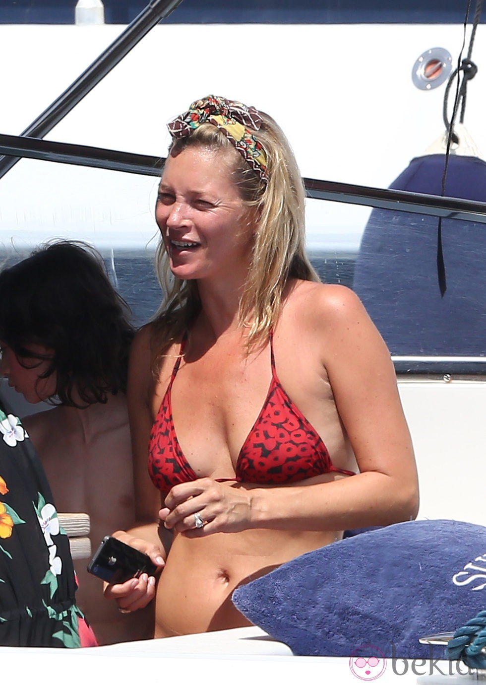 Kate Moss en bikini durante sus vacaciones en Saint Tropez