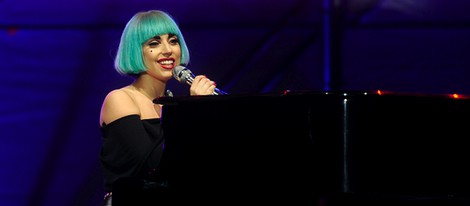 Lady Gaga en una actuación en Roma en 2011
