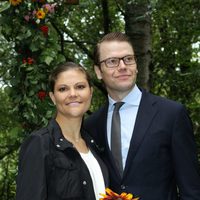 Victoria y Daniel de Suecia en la inauguración del 'sendero del amor'