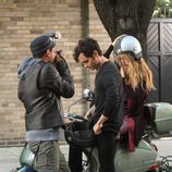 Blake Lively y Penn Badgley durante el rodaje de la sexta temporada de 'Gossip Girl'