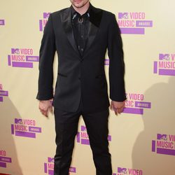 Jackson Rathbone en los MTV Video Music Awards 2012