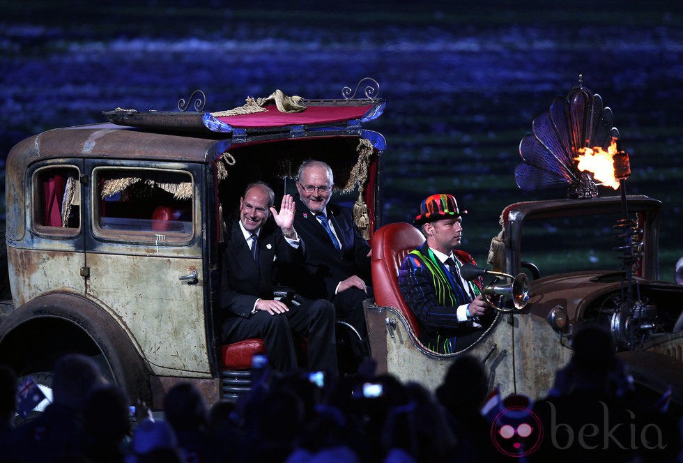 El Príncipe Eduardo y Sir Phillip Craven en la clausura de los Juegos Paralímpicos de Londres 2012