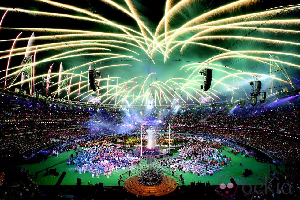 Espectáculo de luz y color en la clausura de los Juegos Paralímpicos de Londres 2012