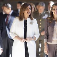 La ministra de Empleo y la Princesa de Asturias durante su visita al Escorial