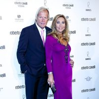 Norma Duval y Matthias Kuhn en la apertura de la tienda Roberto Cavalli en Madrid
